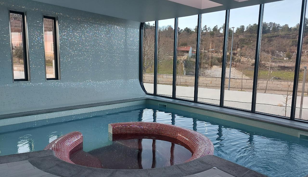 Grapple Hotel & Spa Карразе́да-де-Ансіа́йнш Екстер'єр фото